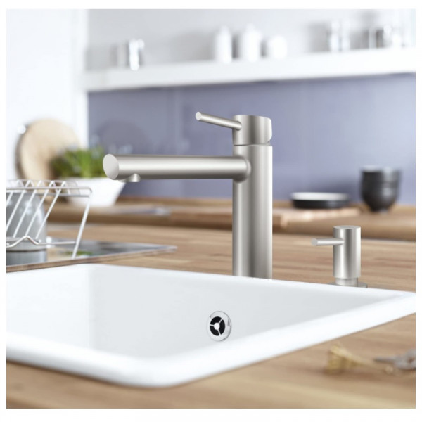 https://superbath.it/media/image/b3/33/f2/ISI1070182-Mitigeur-Cuisine-Grohe-Concetto-Supersteel-31128DC1-1_600x600.jpg